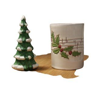 Vtg Neiman Marcus Christmas Coffee Mug Holly and Musical Notes Motiff Italy 1986